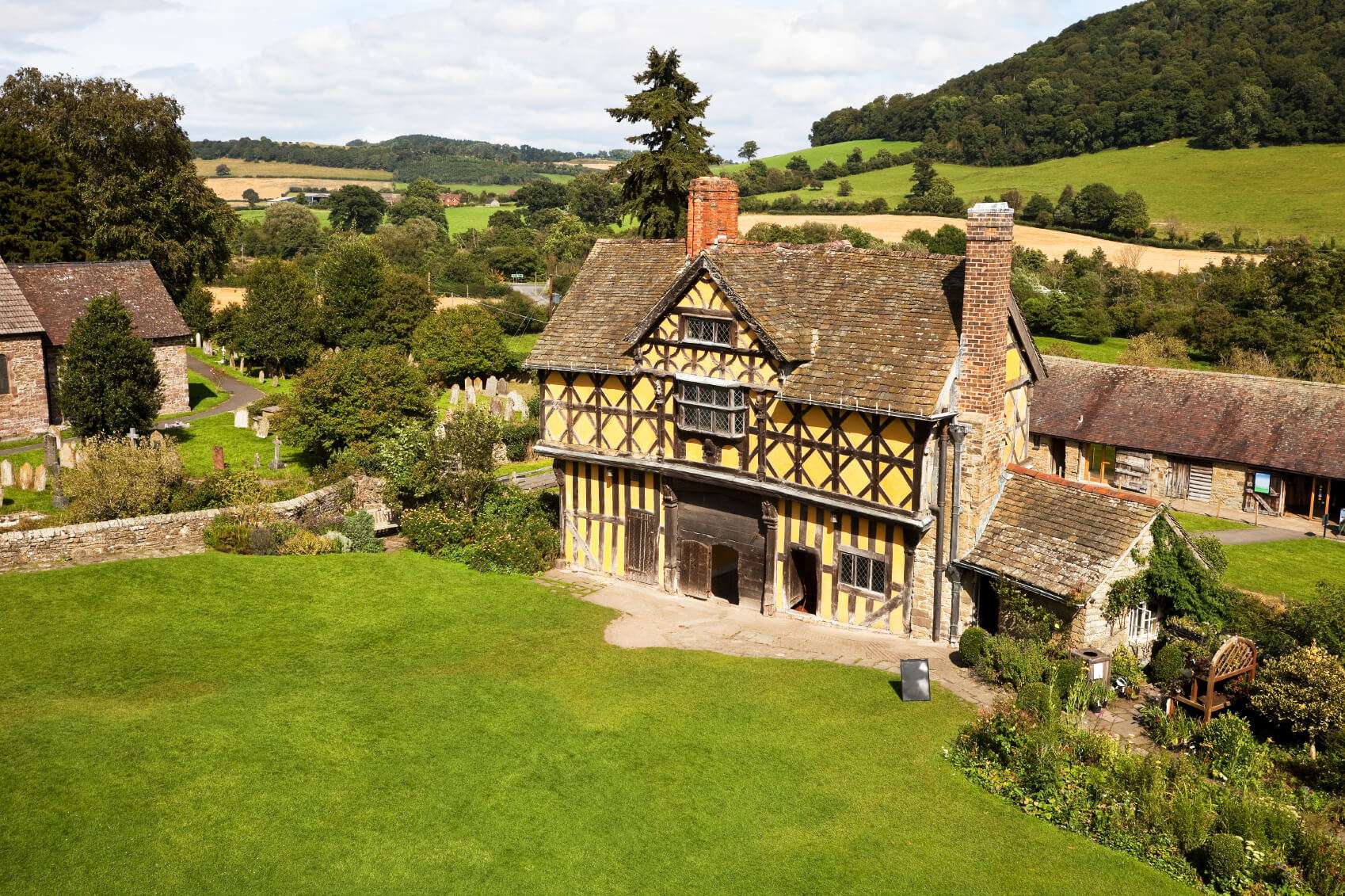 17th Century Stokesay Gatehousse with Sash Windows